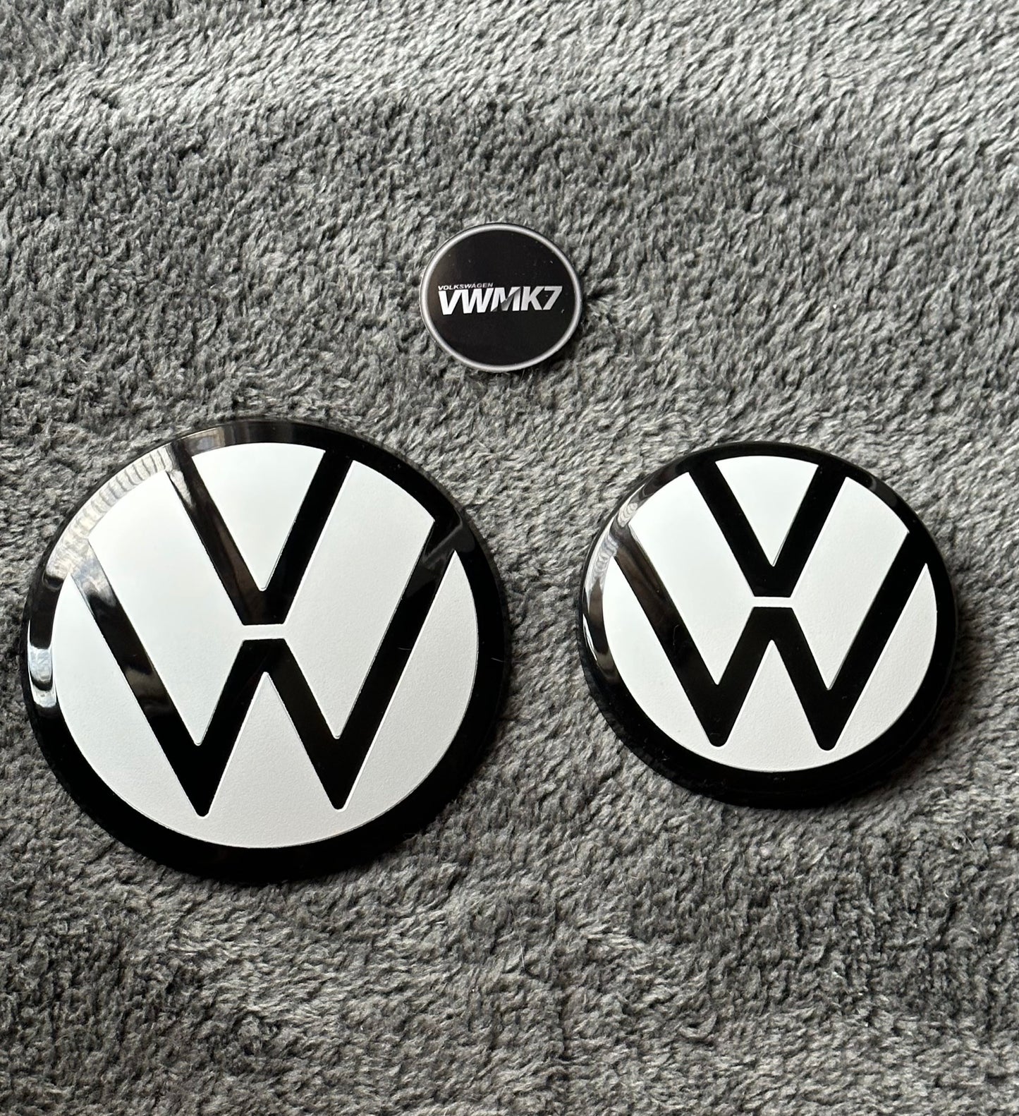 White Logo VW