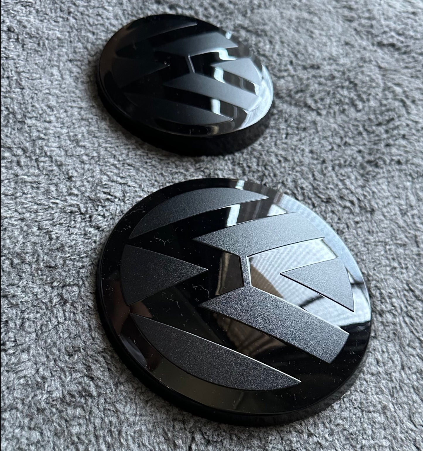 Black Logo VW