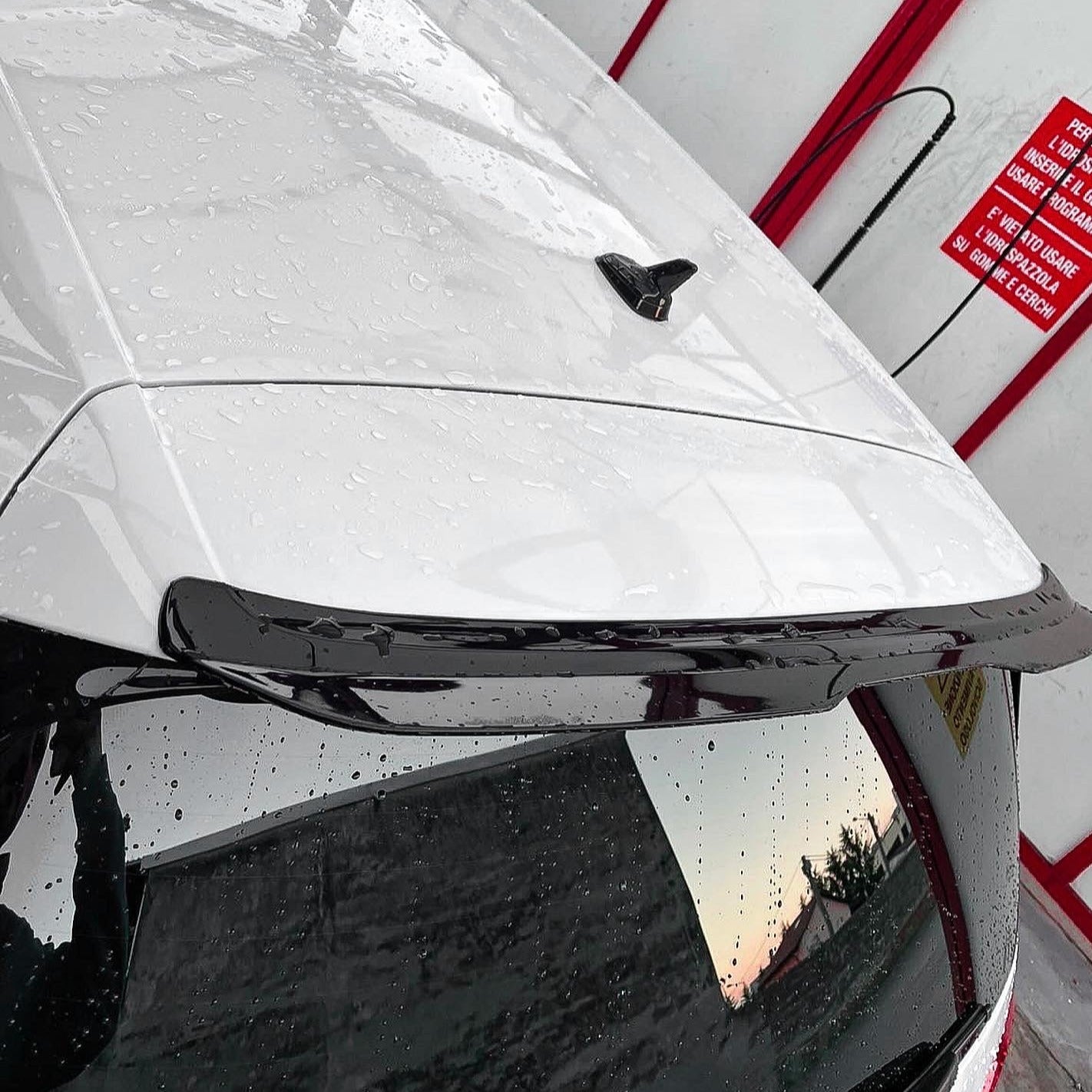 Spoiler Cap V1 for Golf 7 / 7.5 (GTI / R / R-Line)