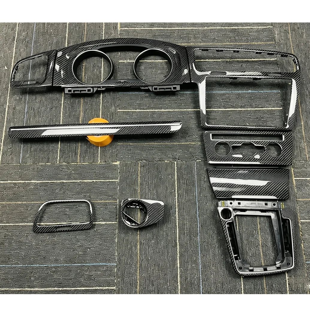 Kit de molduras interiores de fibra de carbono real | VW Golf 7-7.5