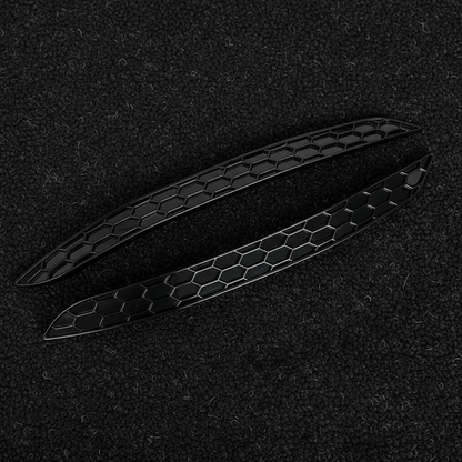 Gloss Black Honeycomb Rear Reflector Cover for VW Golf 8 / 8.5