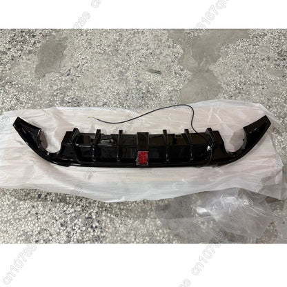Difusor trasero con luz de freno LED | Golf 7 GTI GTD 2013-2017