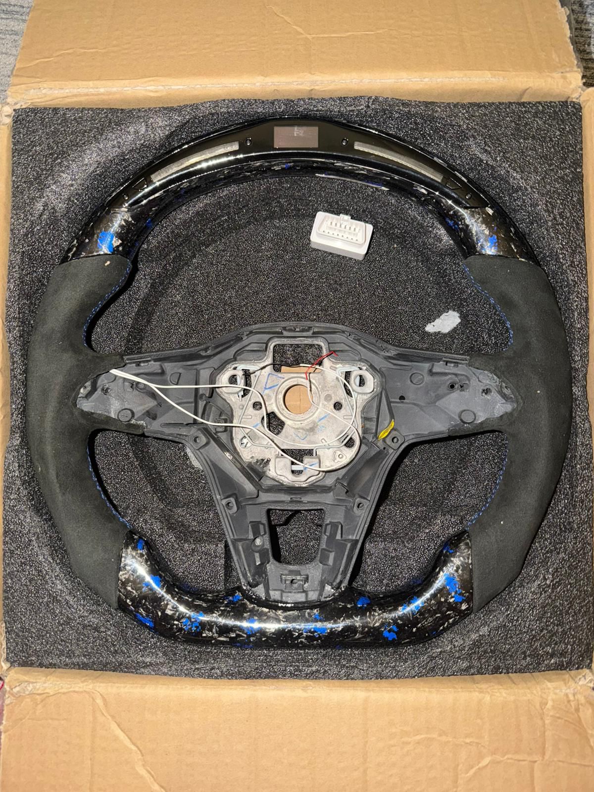 Forged Carbon LED Steering Wheel Golf 8 R (2021-2025)  | Ready In Stock