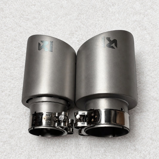 Akrapovic-Style Auspuffblende | Mattgrauer Edelstahl